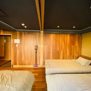 Ueno House Apartment